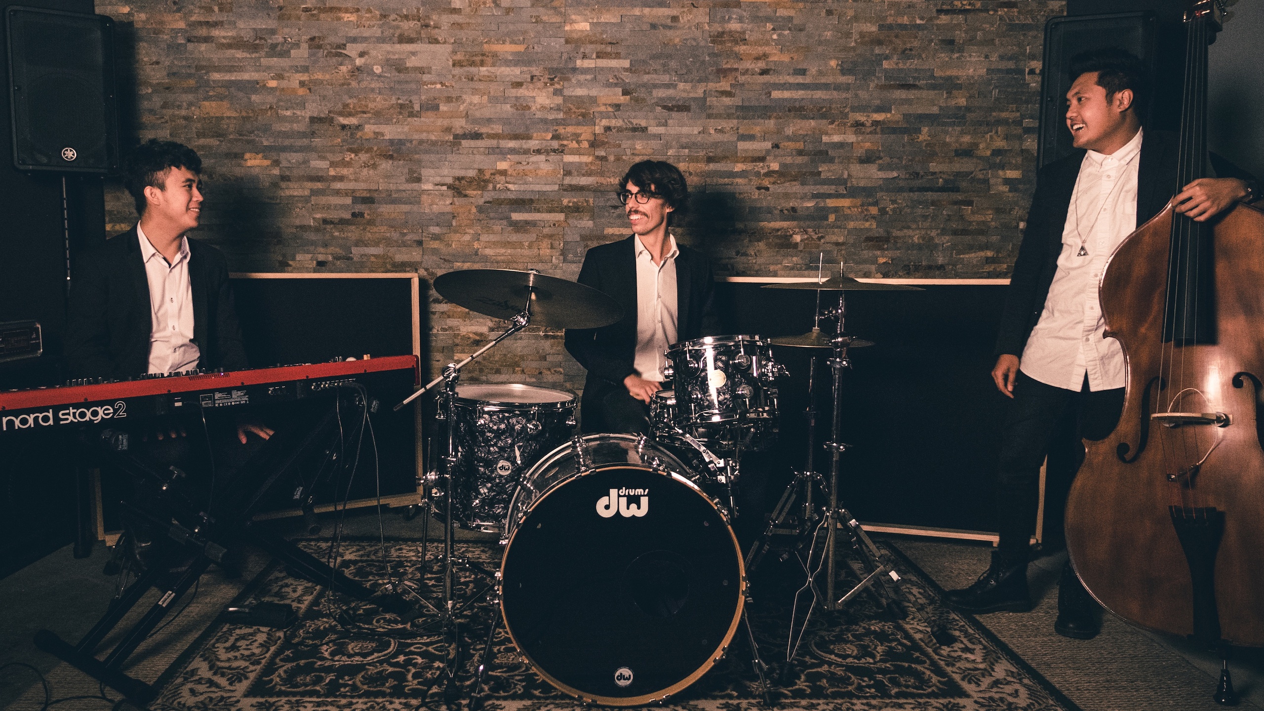 hire corporate entertainment