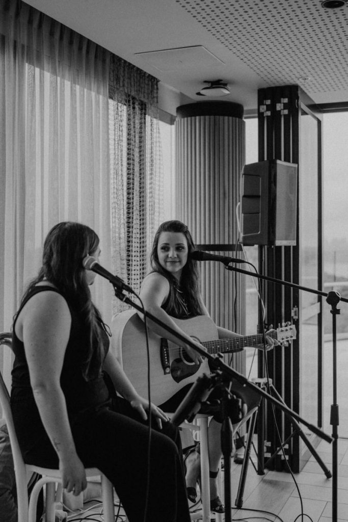 Azura Female Acoustic Duo