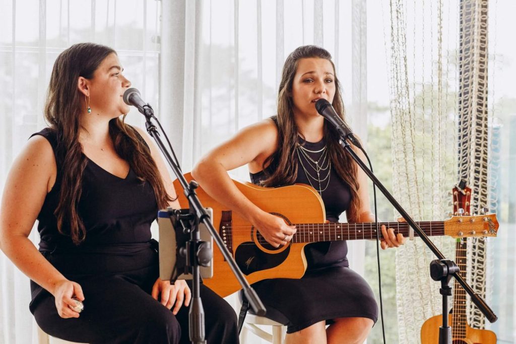 Azura Female Acoustic Duo