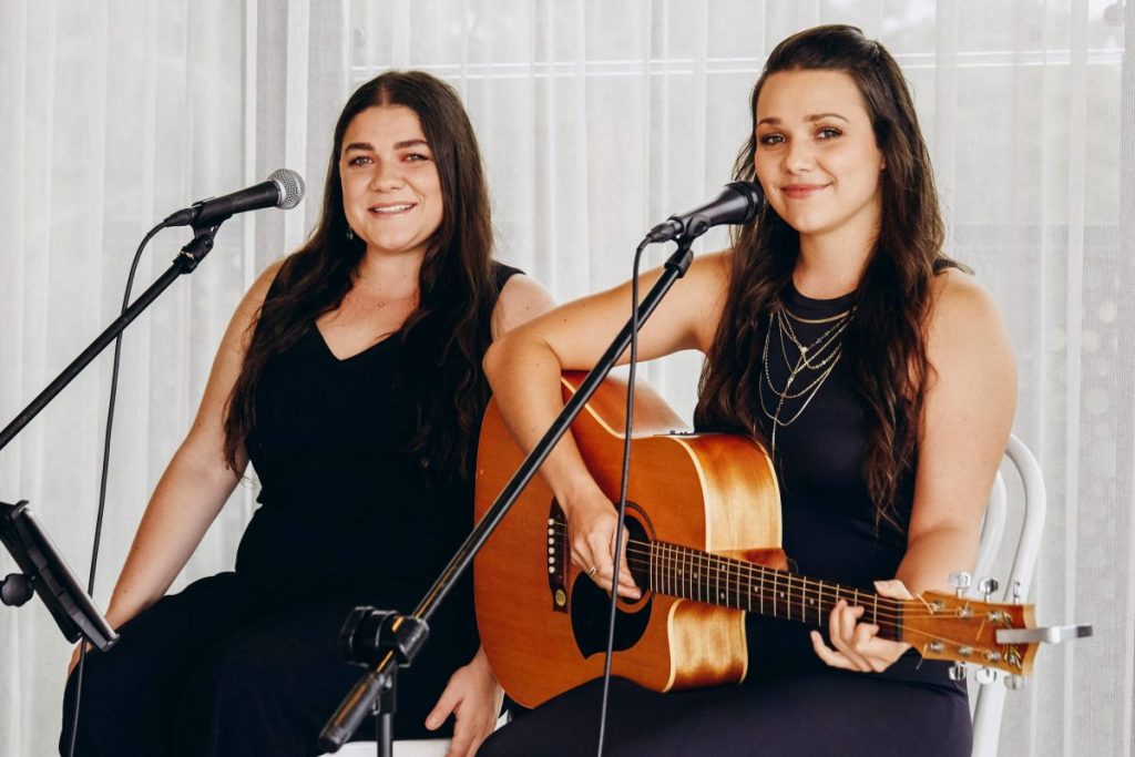 Azura Female Acoustic Duo