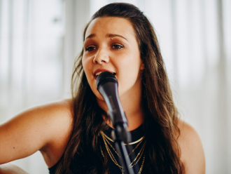 Event-Entertainers-Artist-Dayna